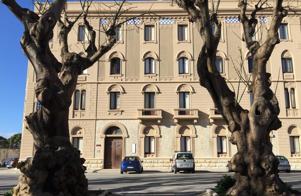 Il Bastione Duca D'Aosta Bed and Breakfast Τράπανι Εξωτερικό φωτογραφία